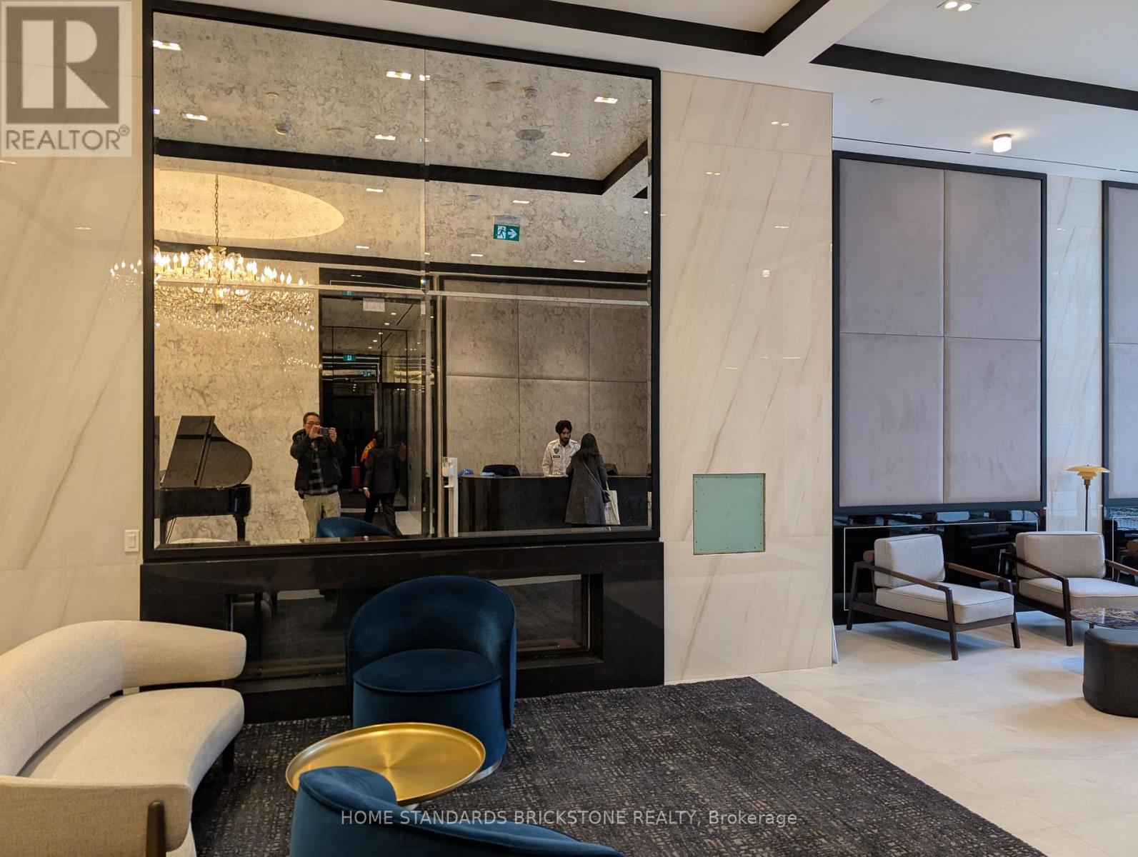 2505 - 8 Wellesley Street W, Toronto, Ontario  M4Y 0J5 - Photo 23 - C12983222