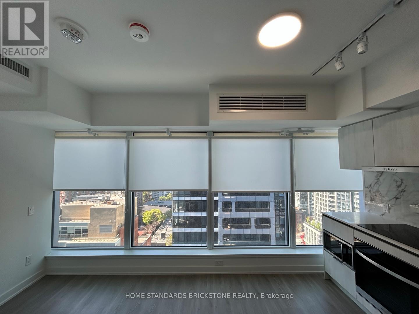 2505 - 8 Wellesley Street W, Toronto, Ontario  M4Y 0J5 - Photo 6 - C12983222