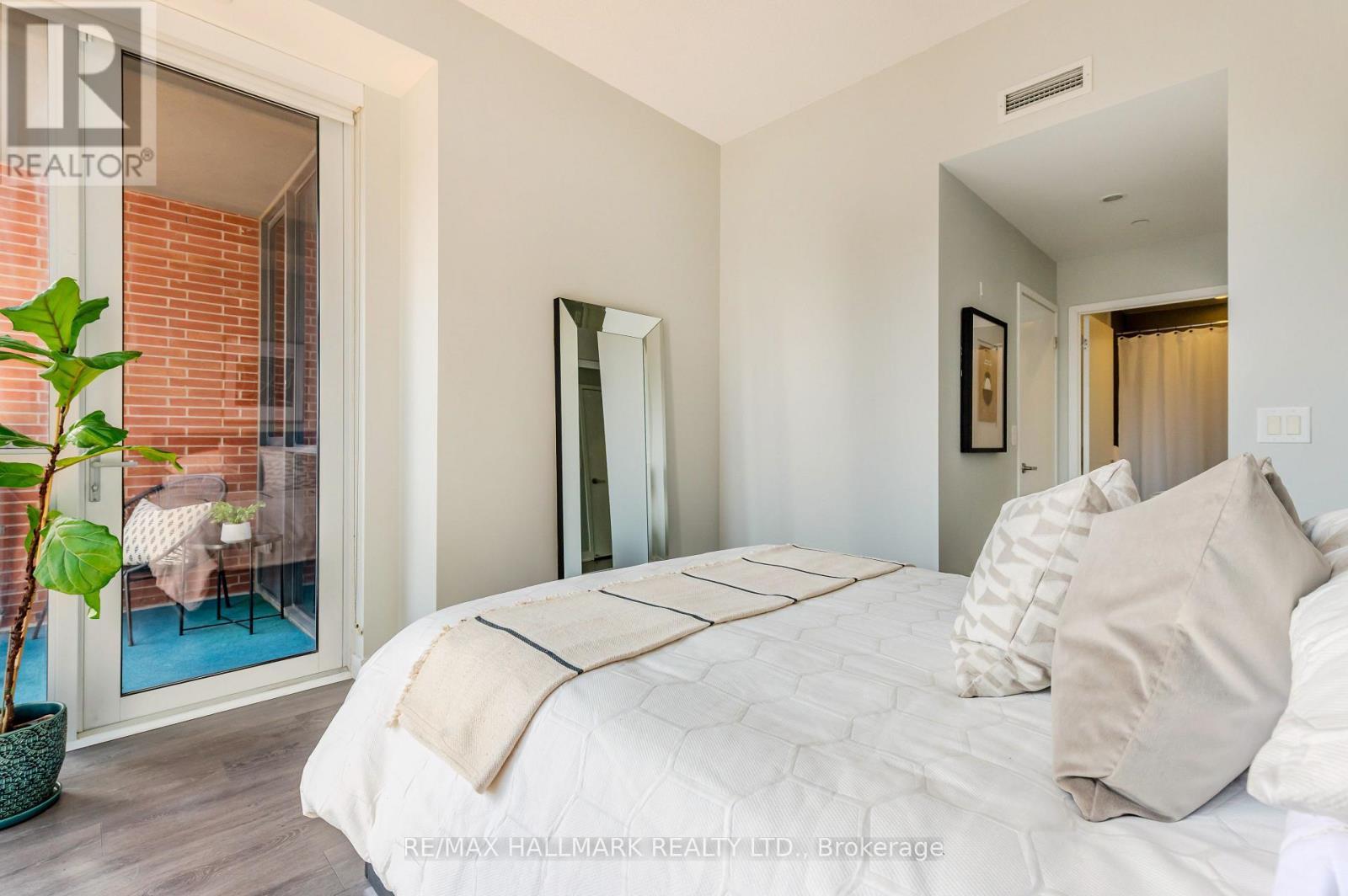 126 St David Street, Toronto, Ontario  M5A 0C2 - Photo 21 - C12983236