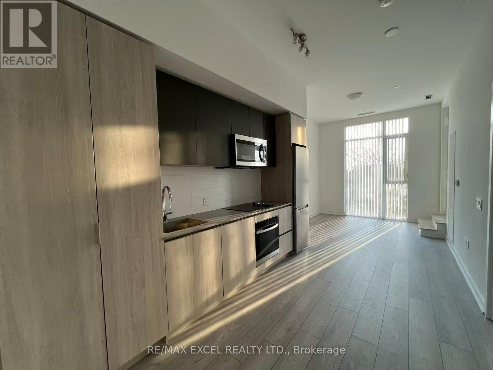 225 - 5858 YONGE STREET, Toronto, Ontario