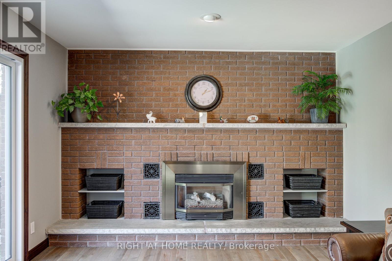 114 Cowan Crescent, London South, Ontario  N6C 2V7 - Photo 25 - X12843550