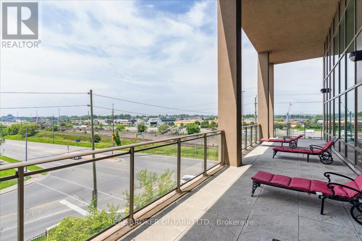 401 - 1215 Bayly Street, Pickering, Ontario  L1W 1L7 - Photo 12 - E12983002