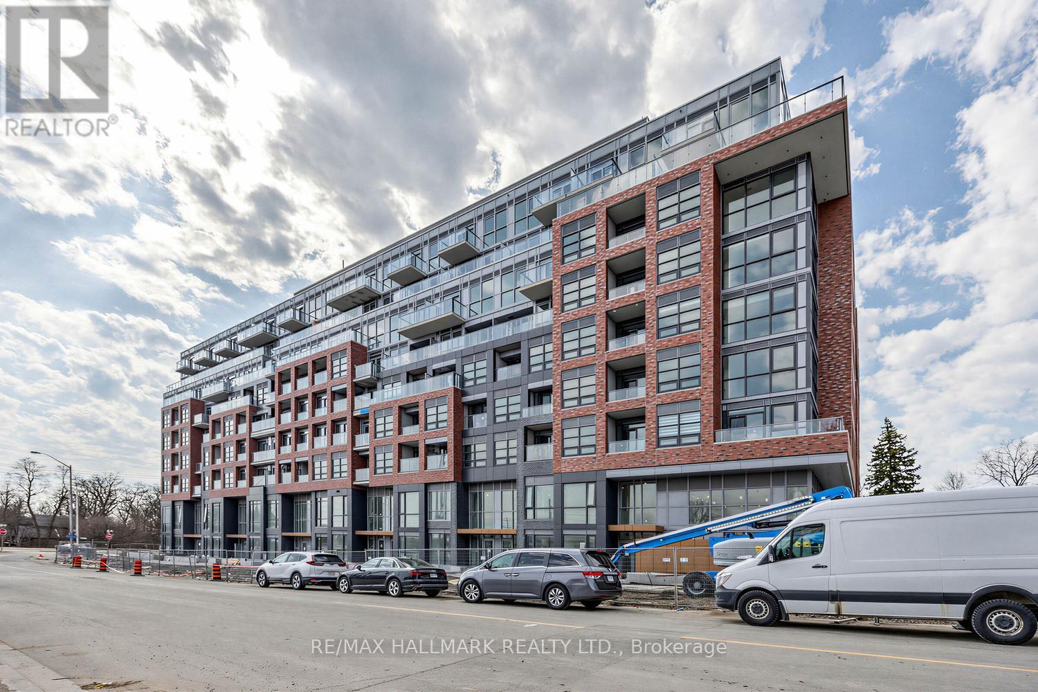 206 - 1635 MILITARY TRAIL