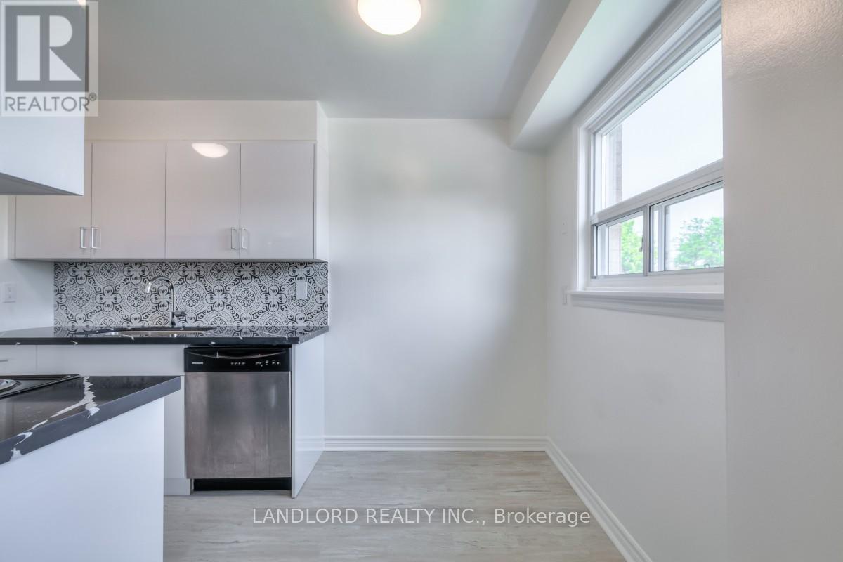 15 - 2830 Midland Avenue, Toronto, Ontario  M1S 1S4 - Photo 3 - E12983262