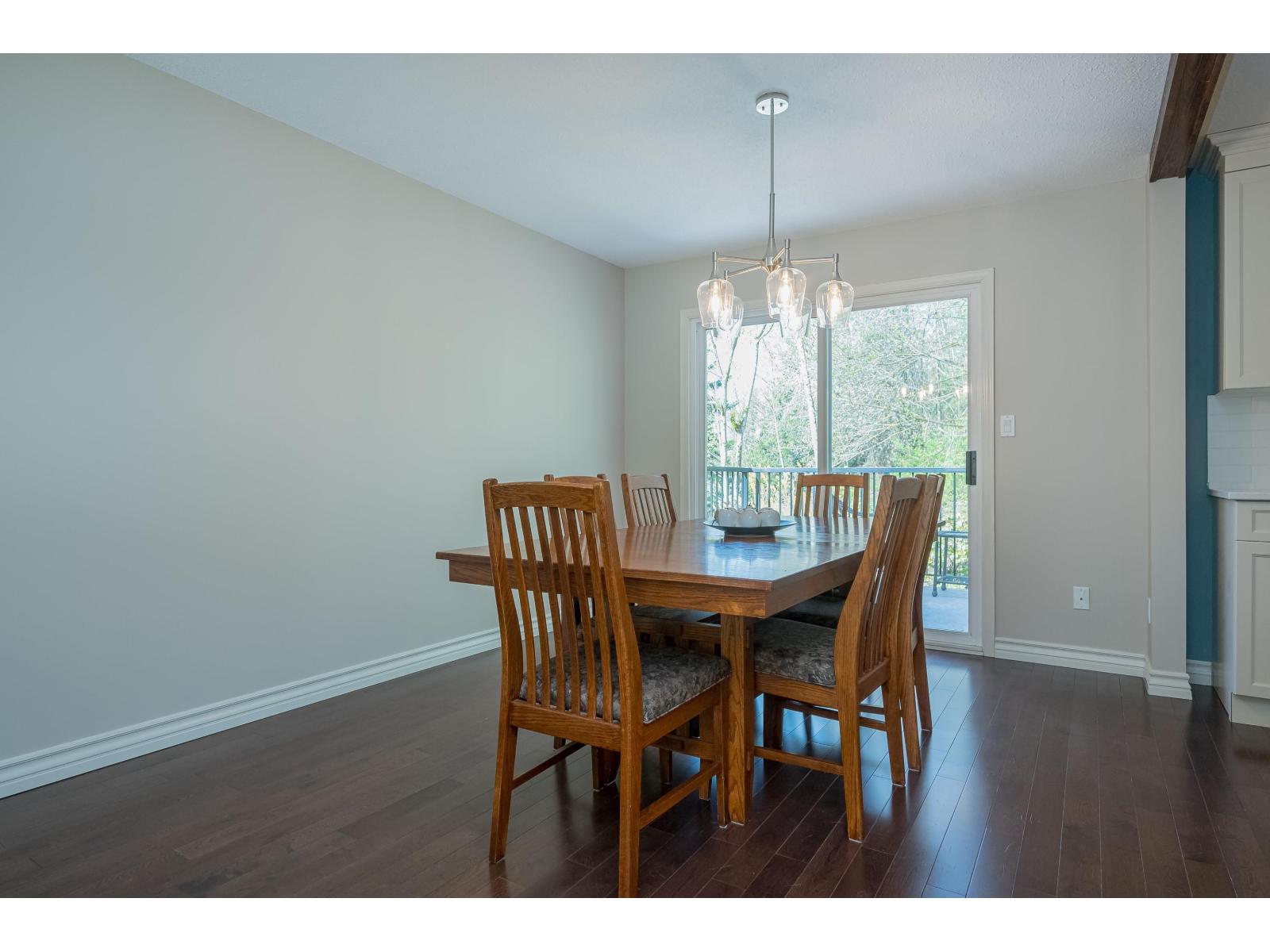 35327 Sandy Hill Crescent, Abbotsford, British Columbia  V3G 1H9 - Photo 9 - R3109031