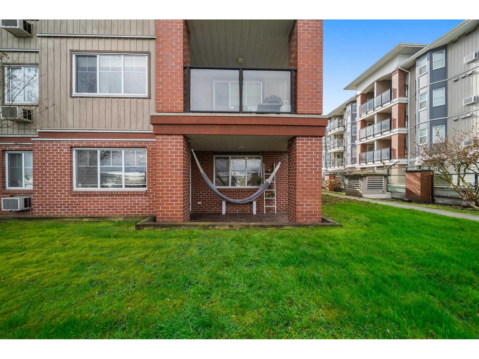 104 19774 56 Avenue, Langley, British Columbia  V3A 3X6 - Photo 2 - R3109217