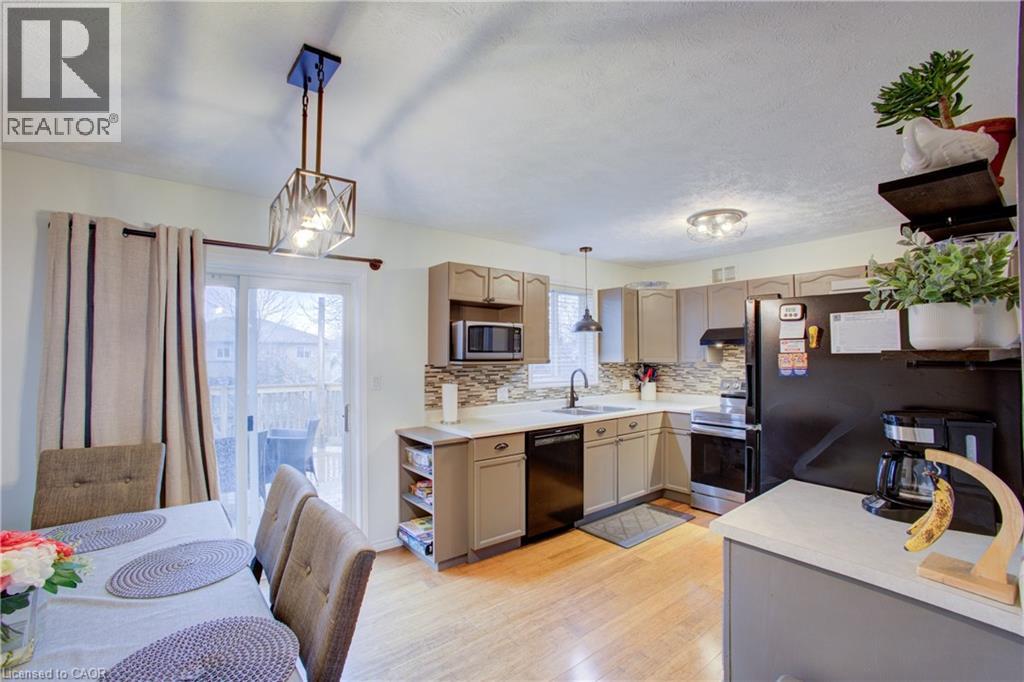 647 Kennard Crescent, Kincardine, Ontario N2Z 1T4 - Photo 9 - 40814315