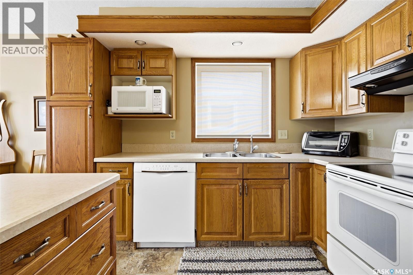 72 Greensboro Drive, Regina, Saskatchewan  S4S 7G1 - Photo 10 - SK032590