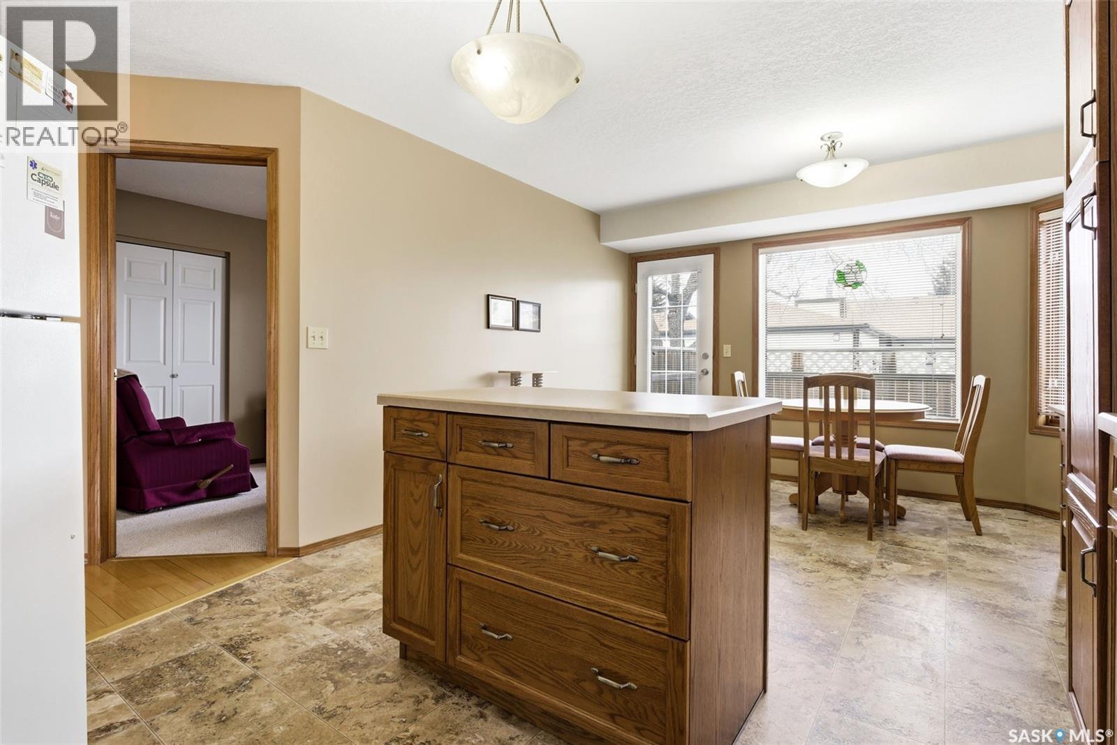 72 Greensboro Drive, Regina, Saskatchewan  S4S 7G1 - Photo 12 - SK032590