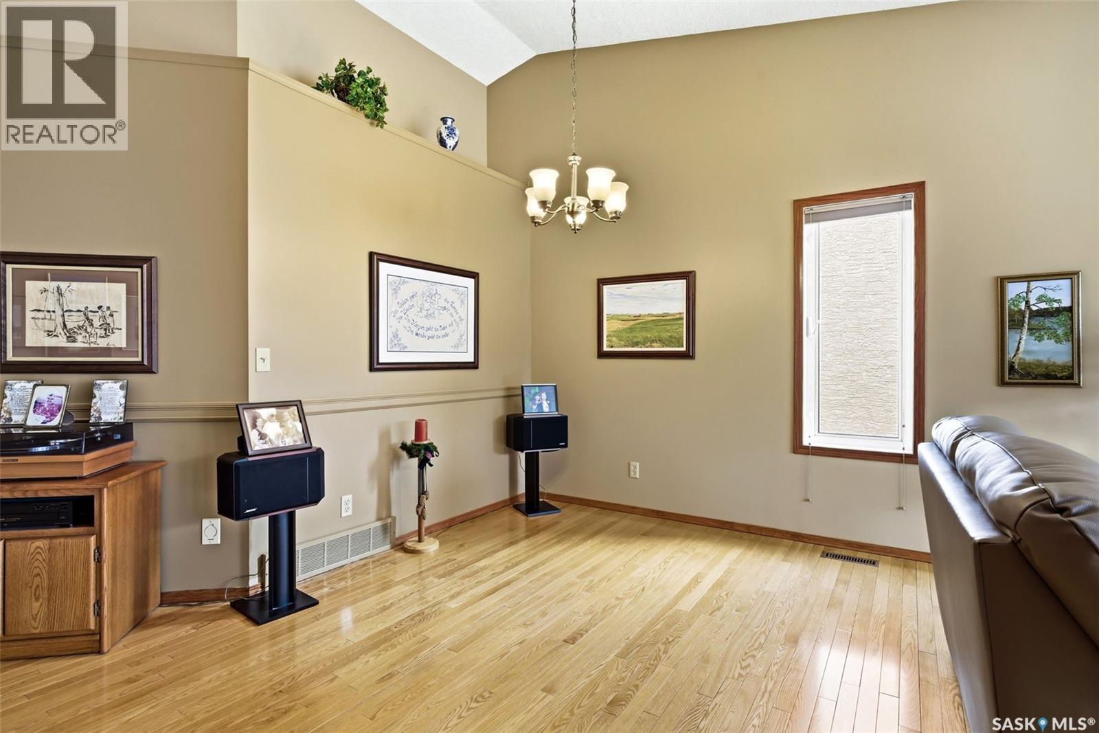 72 Greensboro Drive, Regina, Saskatchewan  S4S 7G1 - Photo 8 - SK032590