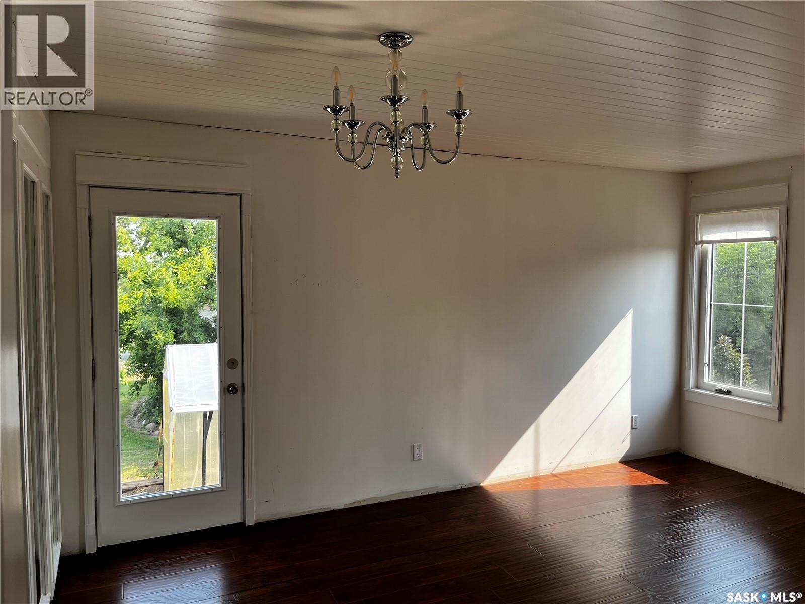 1306 Assiniboia Avenue, Grenfell, Saskatchewan  S0G 2B0 - Photo 22 - SK032583