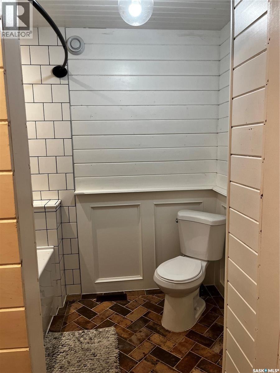 1306 Assiniboia Avenue, Grenfell, Saskatchewan  S0G 2B0 - Photo 29 - SK032583