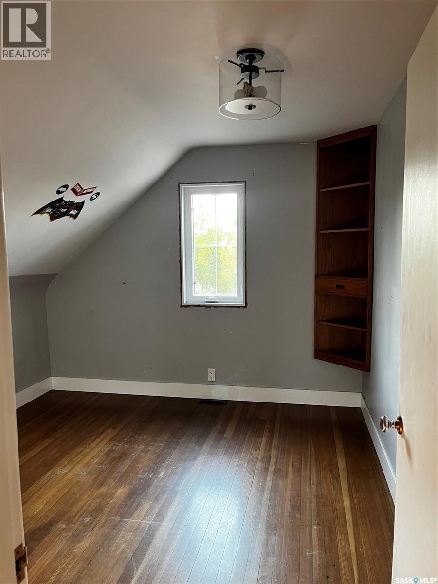 1306 Assiniboia Avenue, Grenfell, Saskatchewan  S0G 2B0 - Photo 35 - SK032583