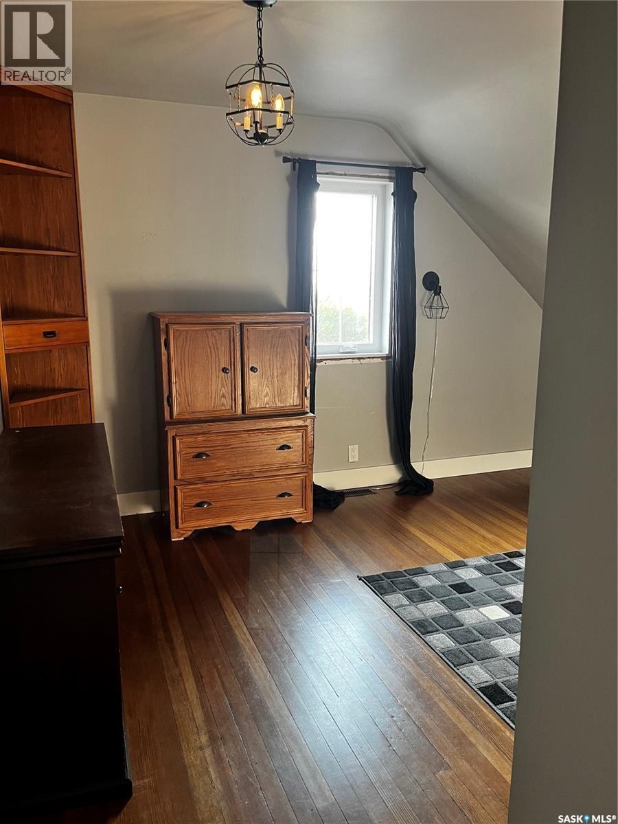 1306 Assiniboia Avenue, Grenfell, Saskatchewan  S0G 2B0 - Photo 37 - SK032583