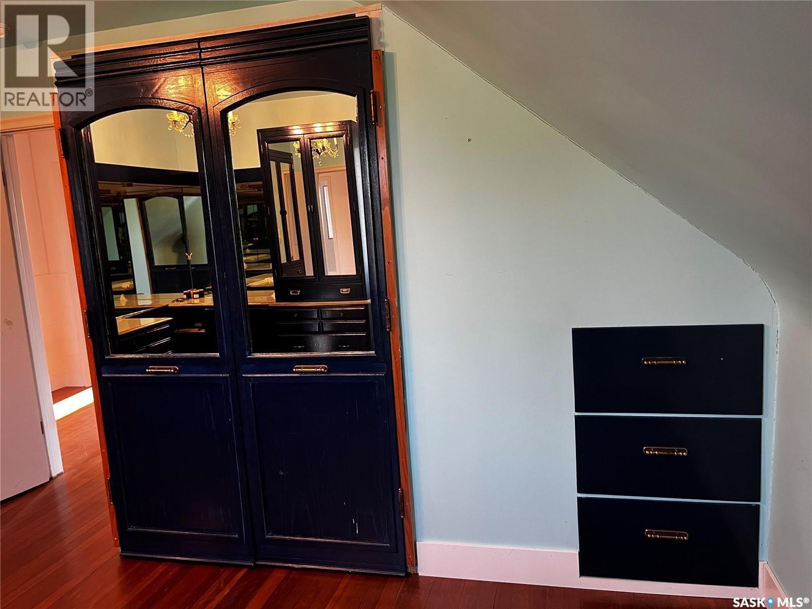 1306 Assiniboia Avenue, Grenfell, Saskatchewan  S0G 2B0 - Photo 38 - SK032583