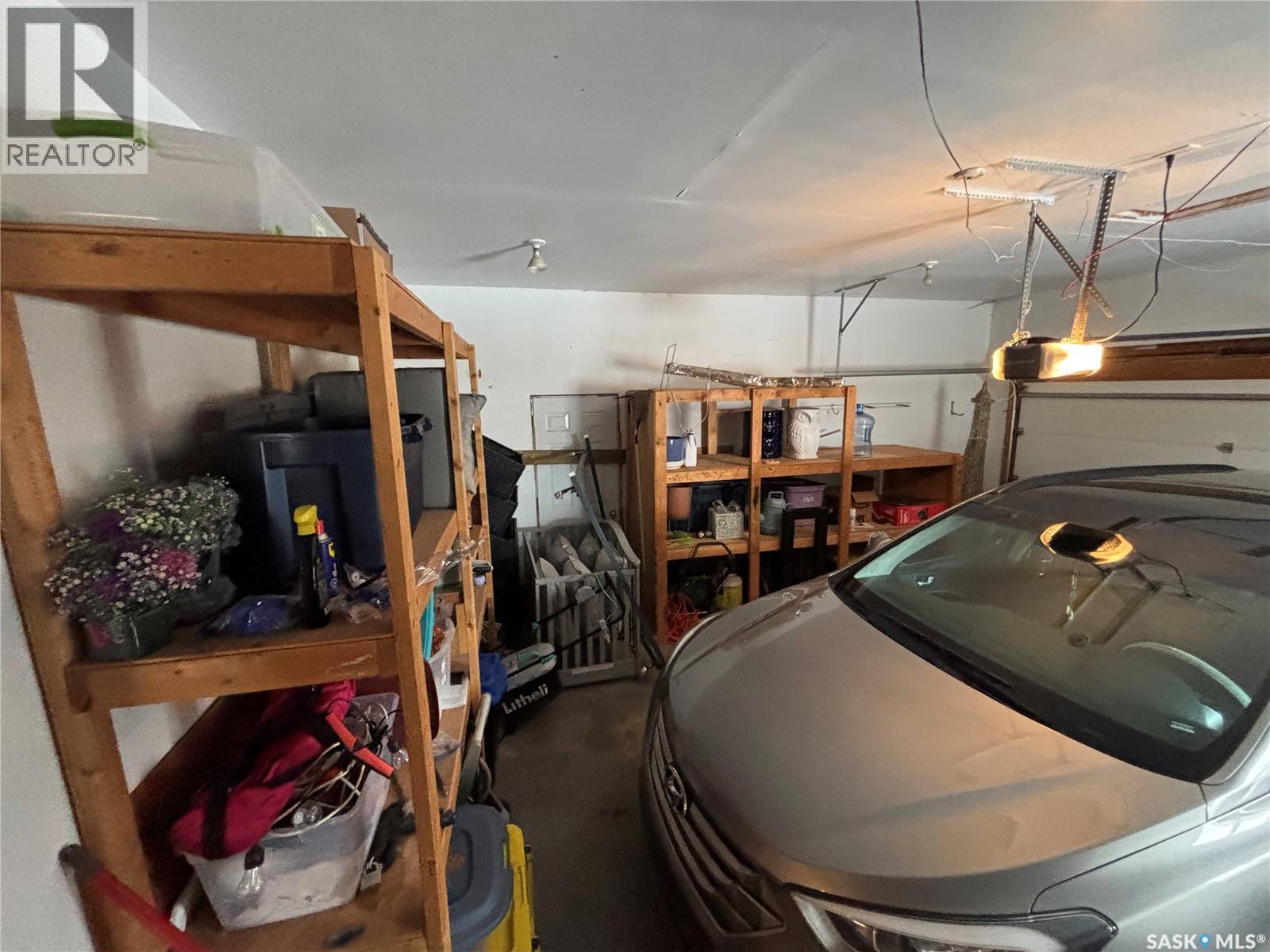 746 Sun Valley Drive, Estevan, Saskatchewan  S4A 2R2 - Photo 10 - SK032555