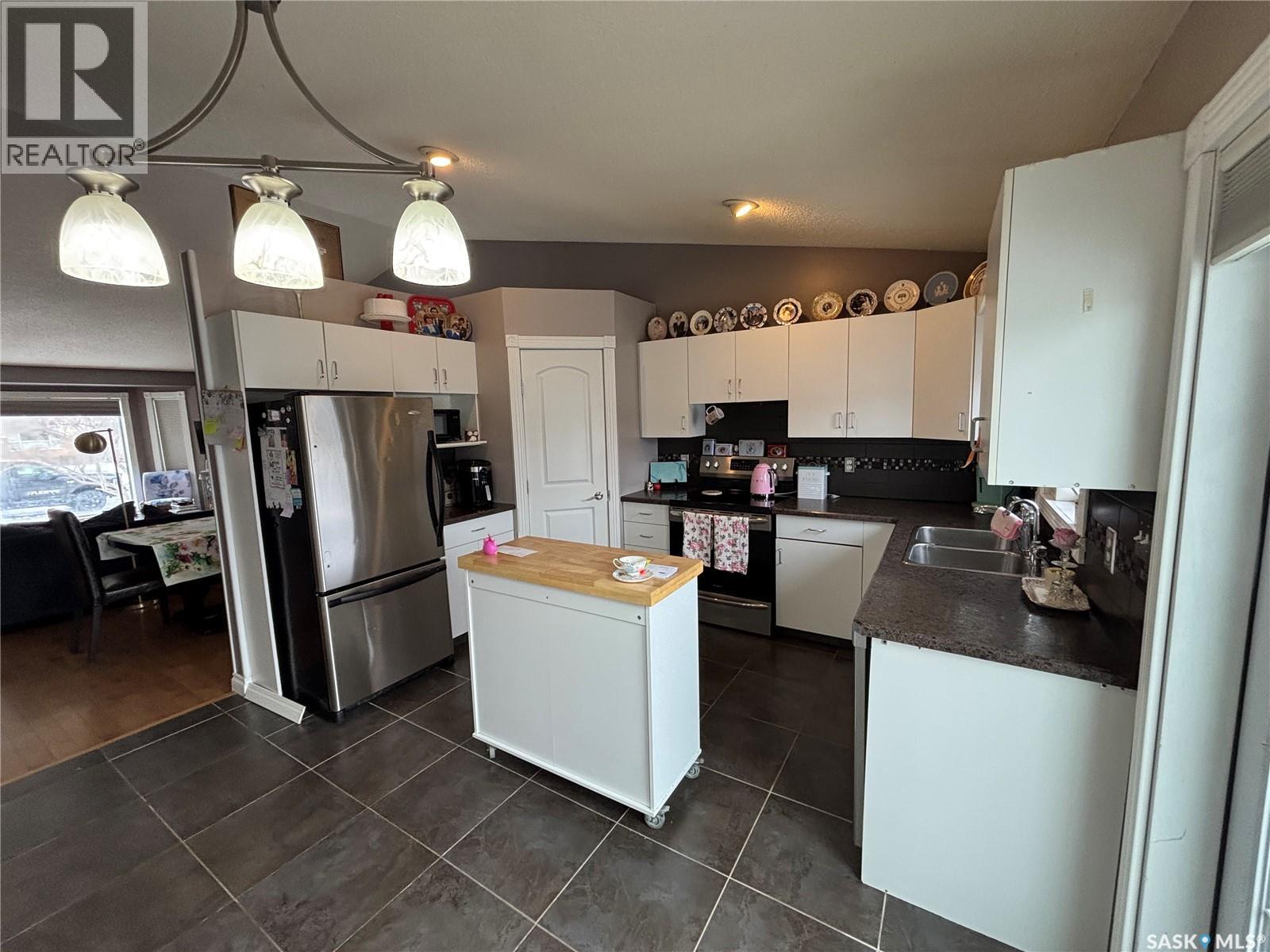 746 Sun Valley Drive, Estevan, Saskatchewan  S4A 2R2 - Photo 15 - SK032555