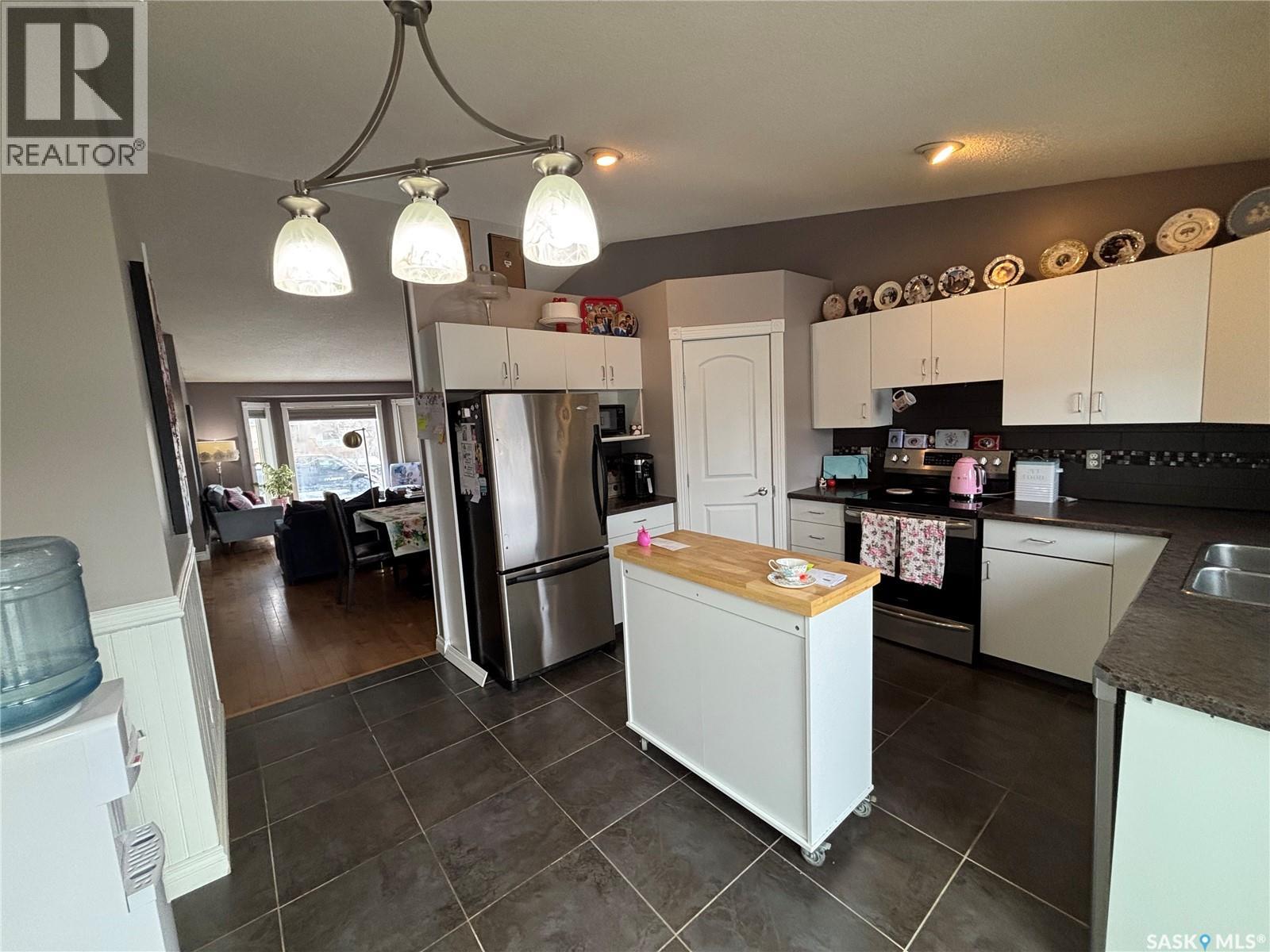 746 Sun Valley Drive, Estevan, Saskatchewan  S4A 2R2 - Photo 16 - SK032555