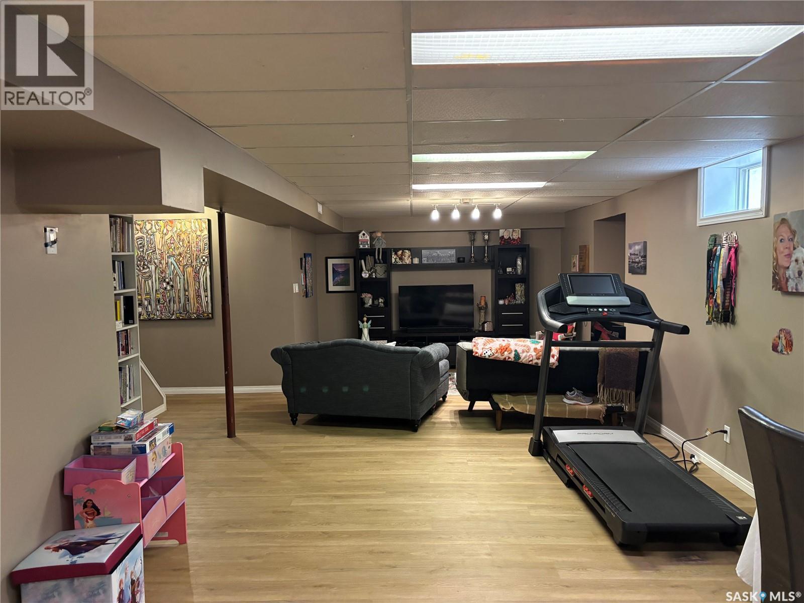 746 Sun Valley Drive, Estevan, Saskatchewan  S4A 2R2 - Photo 35 - SK032555