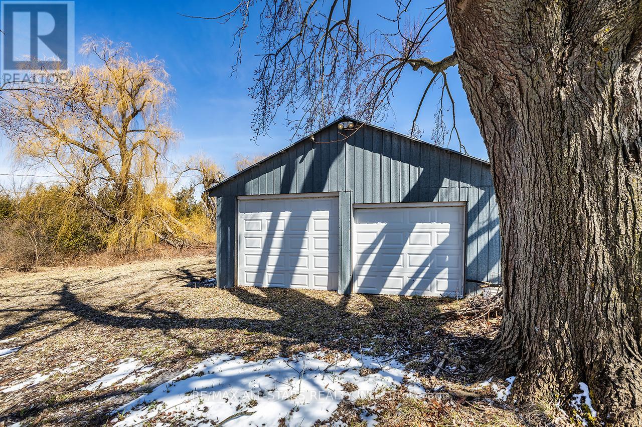 16865 Ridge Road, Brock, Ontario  L0C 1H0 - Photo 12 - N12983048