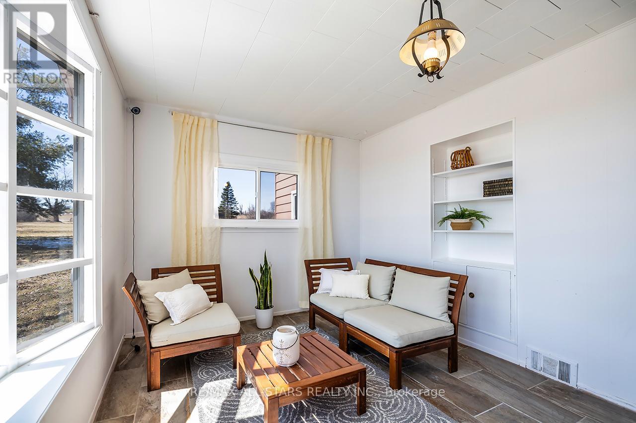 16865 Ridge Road, Brock, Ontario  L0C 1H0 - Photo 20 - N12983048