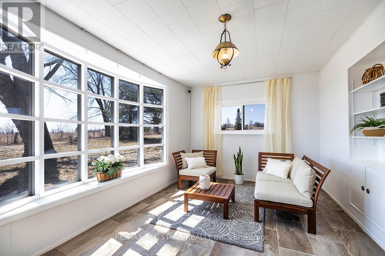 16865 Ridge Road, Brock, Ontario  L0C 1H0 - Photo 21 - N12983048