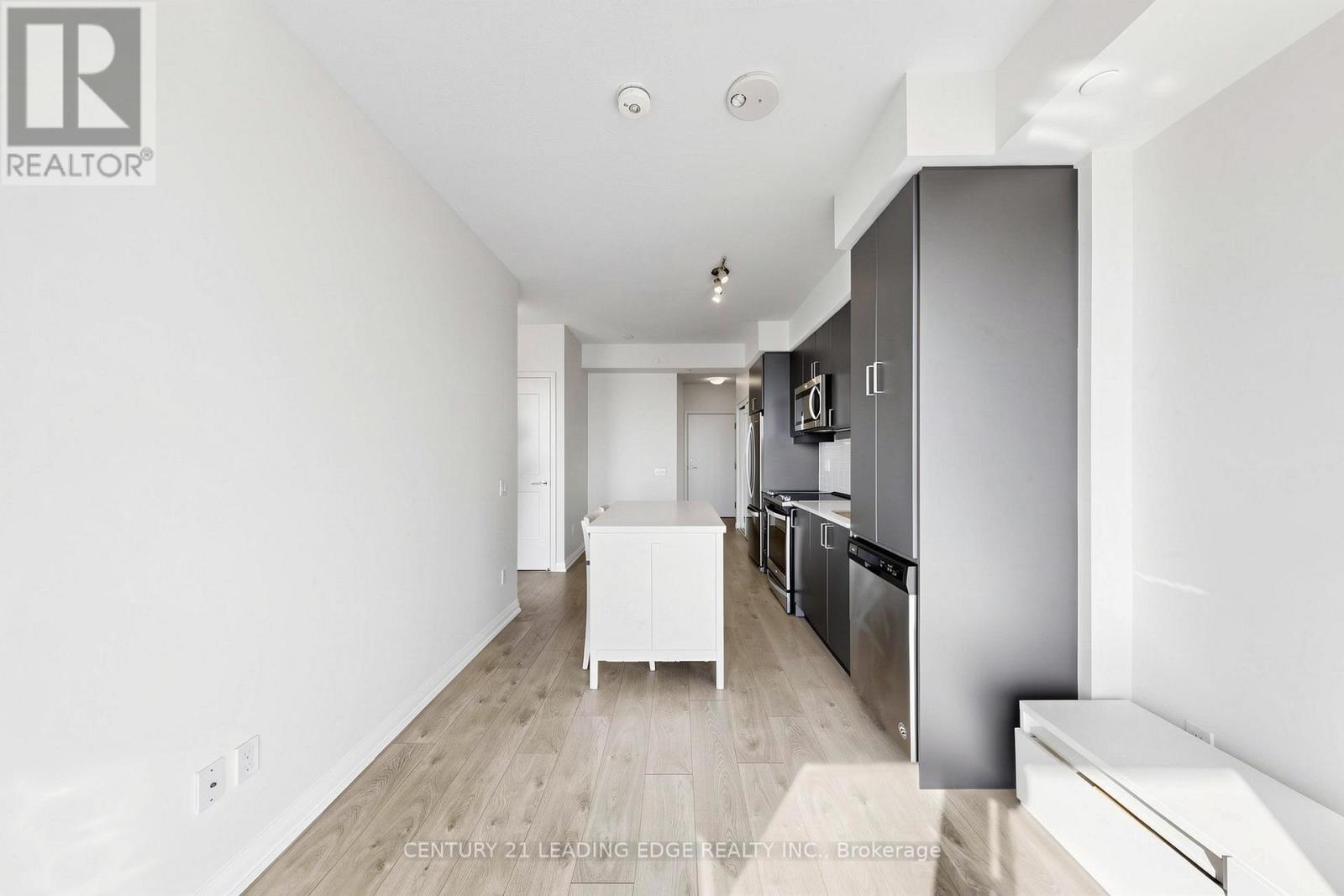 3618 - 7895 Jane Street, Vaughan, Ontario  L4K 0K2 - Photo 4 - N12983092