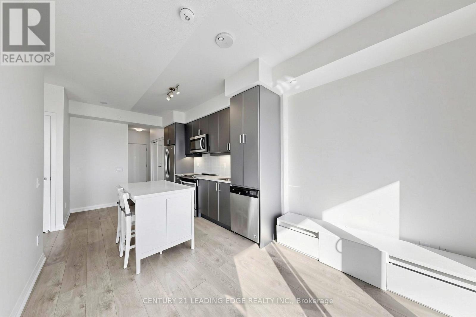 3618 - 7895 Jane Street, Vaughan, Ontario  L4K 0K2 - Photo 7 - N12983092