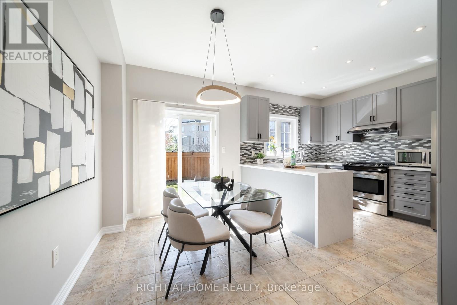 14 Lady Loretta Lane, Vaughan, Ontario  L6A 4G3 - Photo 20 - N12983158