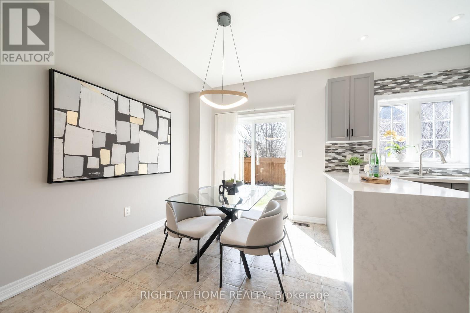 14 Lady Loretta Lane, Vaughan, Ontario  L6A 4G3 - Photo 21 - N12983158