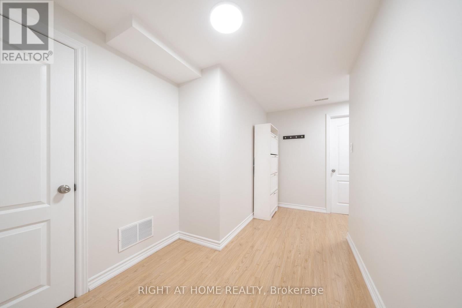 14 Lady Loretta Lane, Vaughan, Ontario  L6A 4G3 - Photo 39 - N12983158