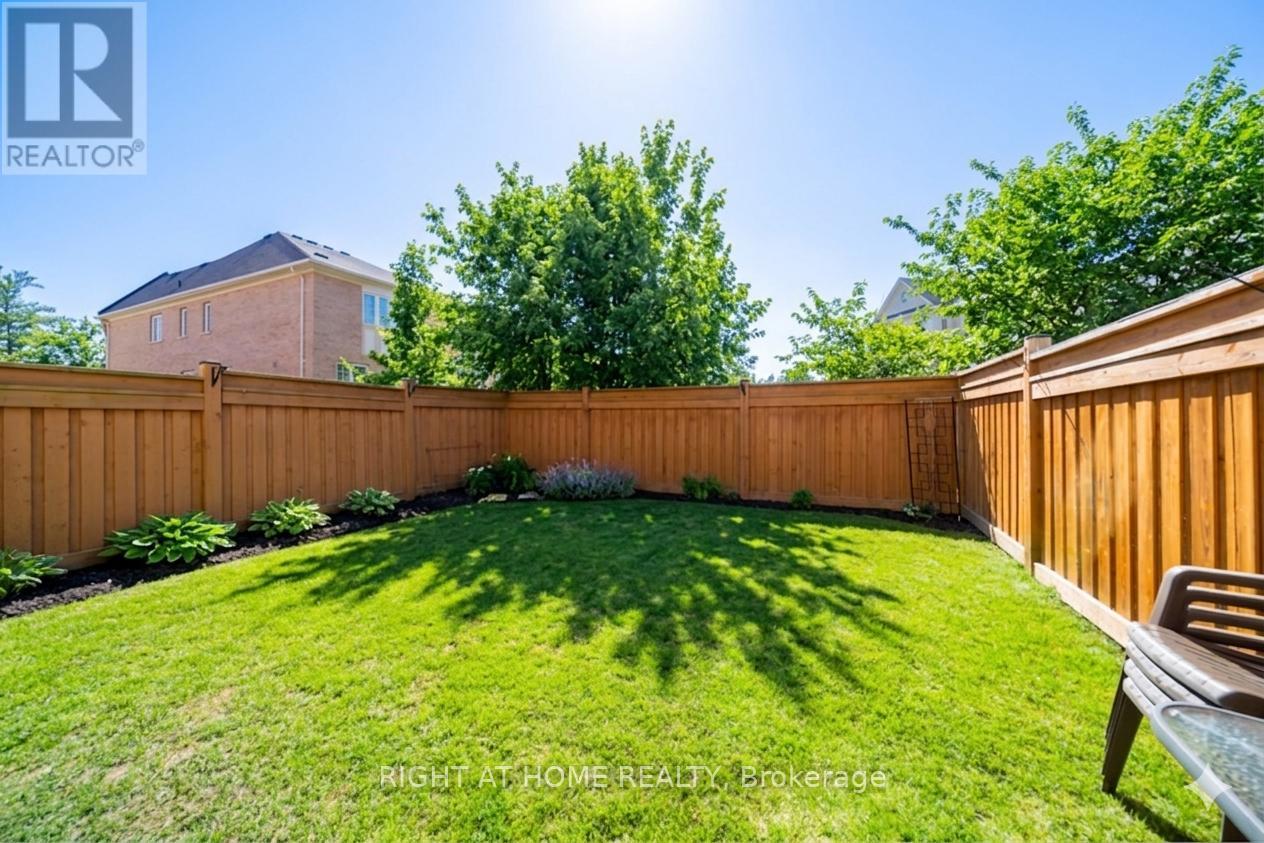 14 Lady Loretta Lane, Vaughan, Ontario  L6A 4G3 - Photo 44 - N12983158