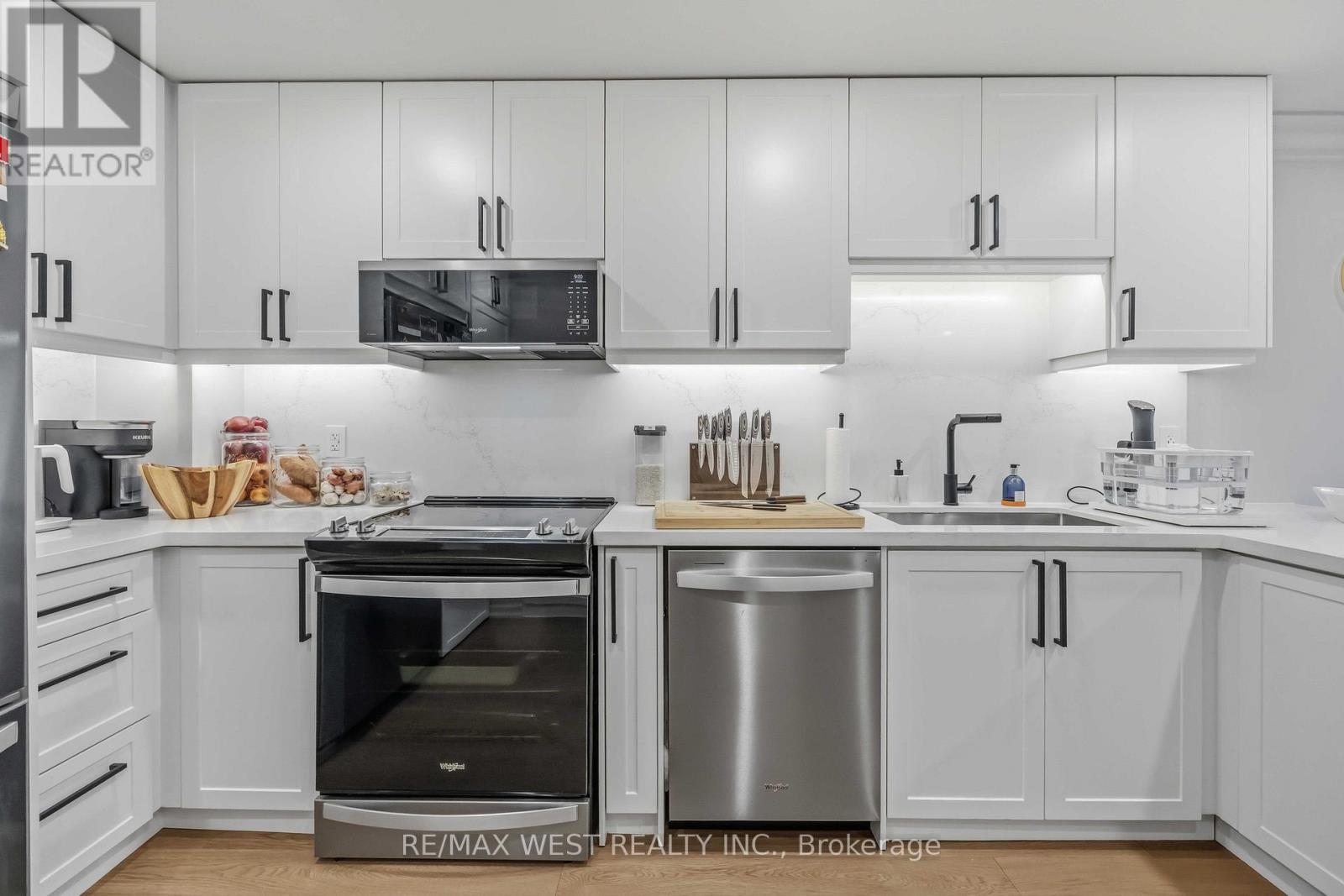 100 Arbors Lane, Vaughan, Ontario  L4L 7G4 - Photo 19 - N12983188