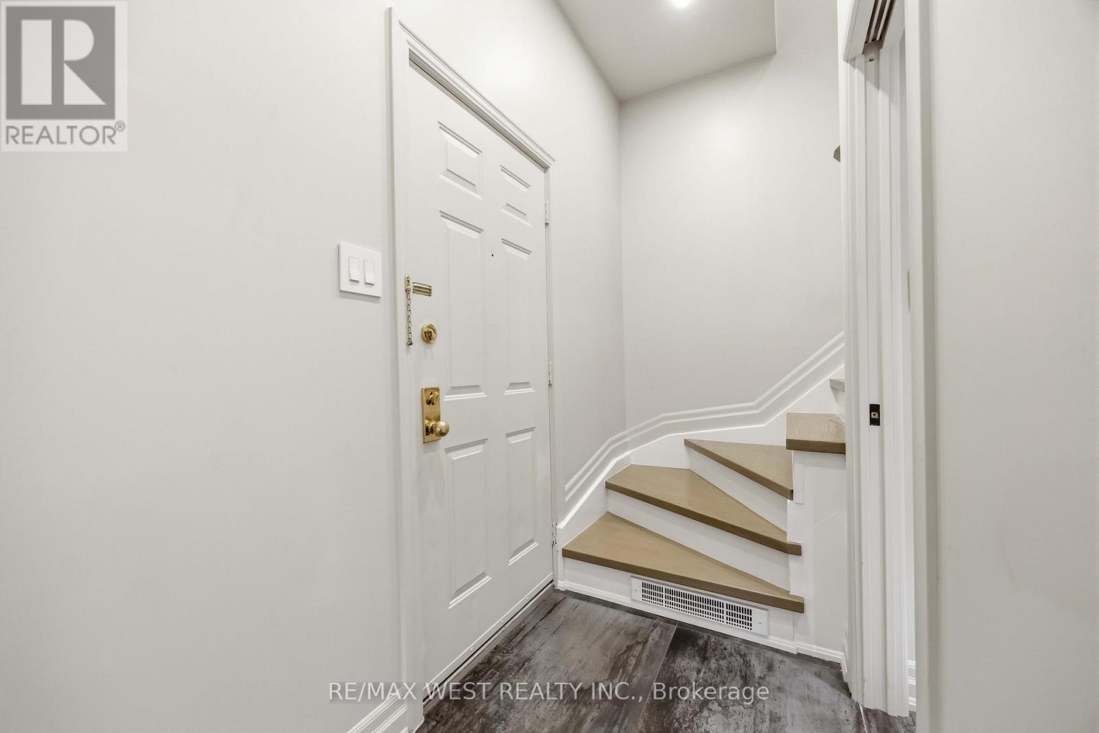 100 Arbors Lane, Vaughan, Ontario  L4L 7G4 - Photo 22 - N12983188