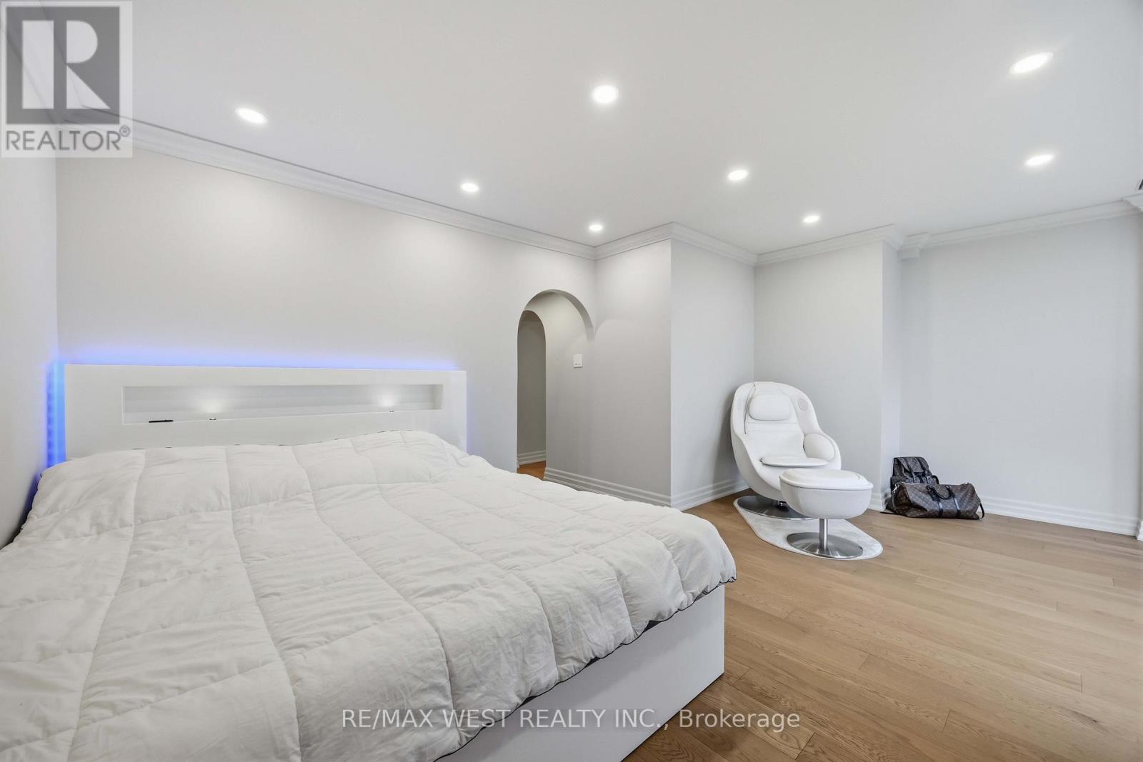 100 Arbors Lane, Vaughan, Ontario  L4L 7G4 - Photo 26 - N12983188