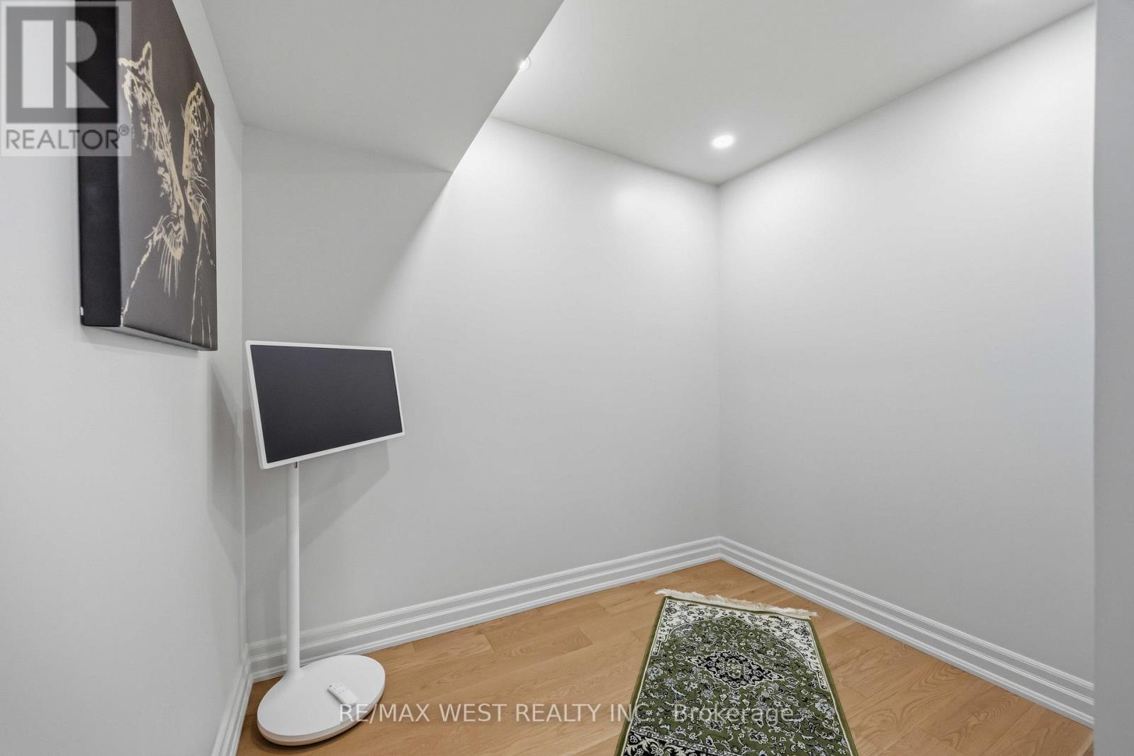 100 Arbors Lane, Vaughan, Ontario  L4L 7G4 - Photo 31 - N12983188