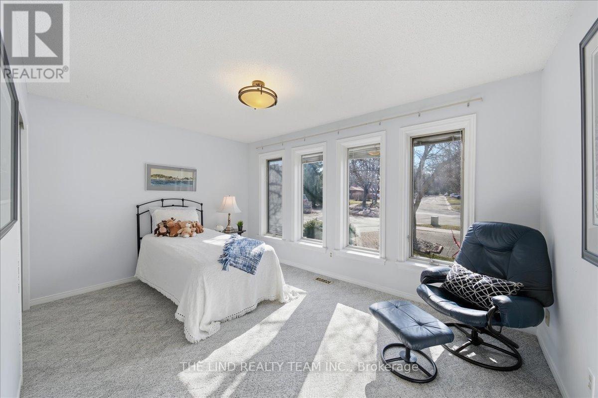 17 April Gardens, Aurora, Ontario  L4G 4R7 - Photo 23 - N12983200