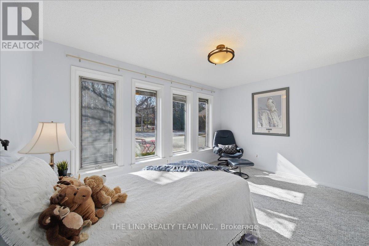 17 April Gardens, Aurora, Ontario  L4G 4R7 - Photo 24 - N12983200