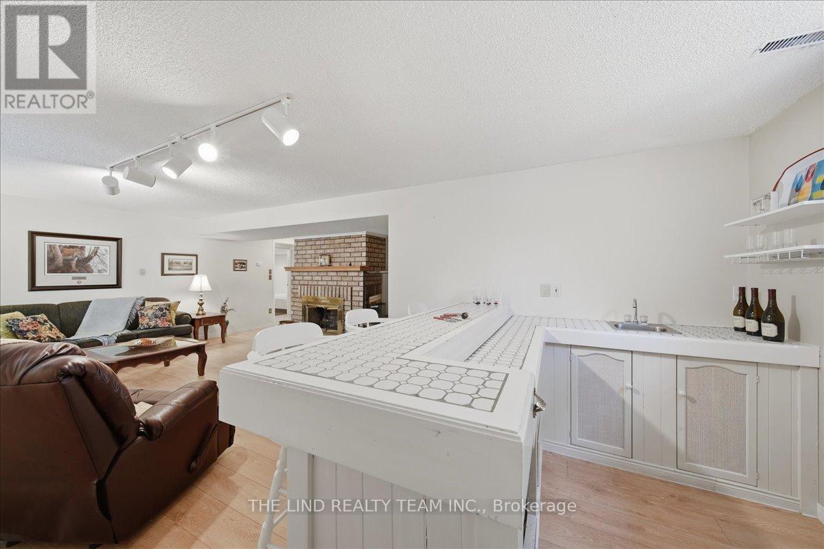 17 April Gardens, Aurora, Ontario  L4G 4R7 - Photo 30 - N12983200