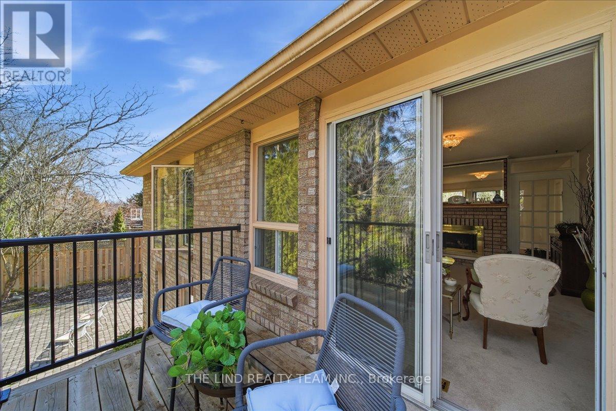 17 April Gardens, Aurora, Ontario  L4G 4R7 - Photo 37 - N12983200