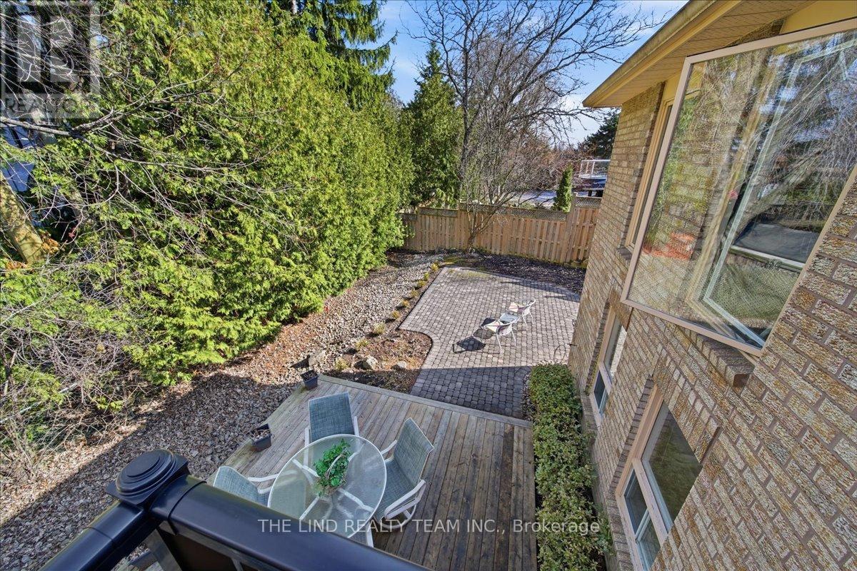 17 April Gardens, Aurora, Ontario  L4G 4R7 - Photo 38 - N12983200