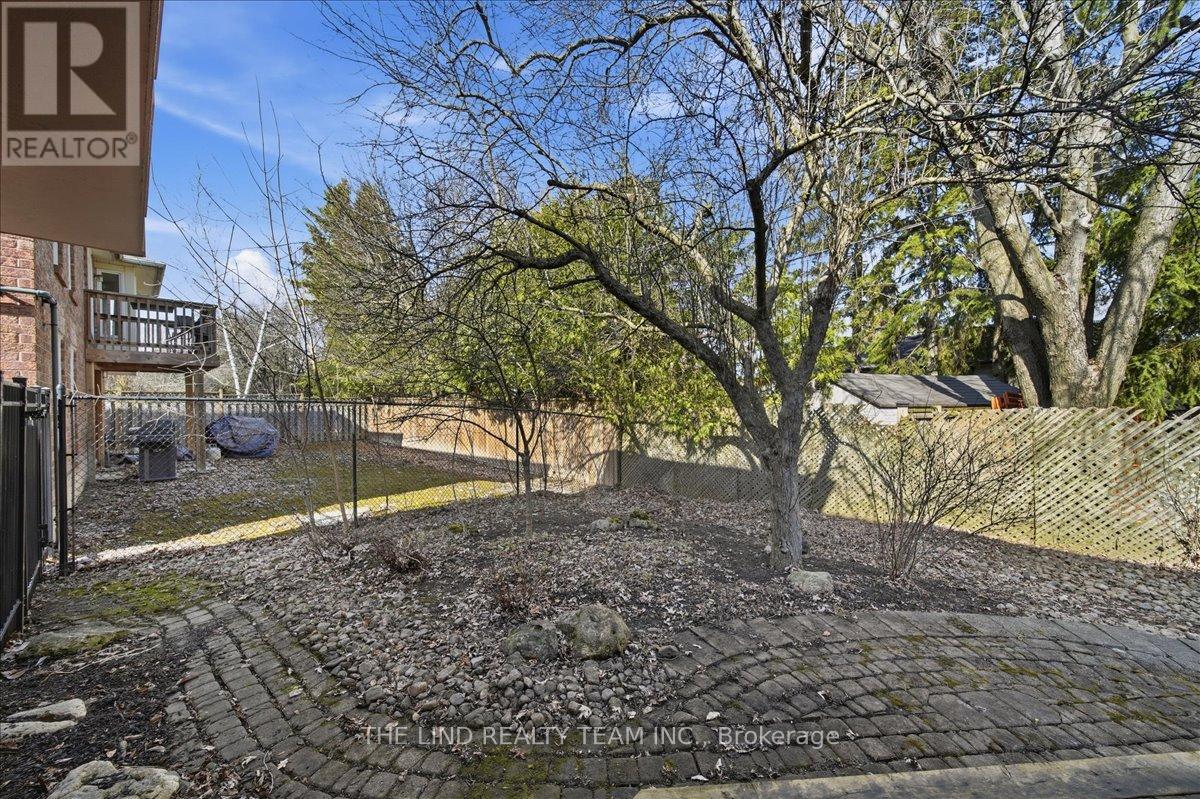 17 April Gardens, Aurora, Ontario  L4G 4R7 - Photo 39 - N12983200