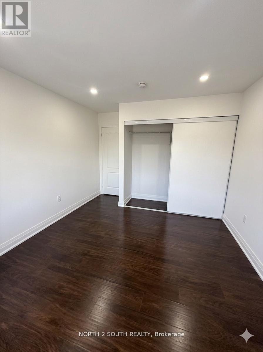 2271 Whitewood Crescent, Innisfil, Ontario  L9S 2B1 - Photo 11 - N12983258