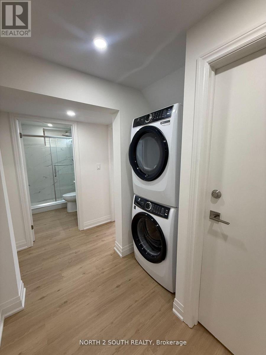 2271 Whitewood Crescent, Innisfil, Ontario  L9S 2B1 - Photo 19 - N12983258