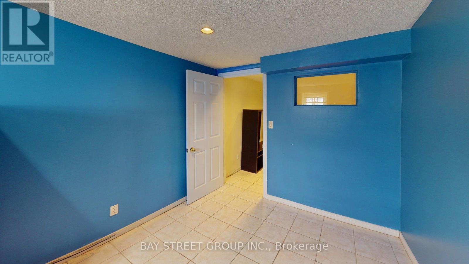 Basement - 36 Grandview Avenue, Markham, Ontario  L3T 1H2 - Photo 10 - N12983278