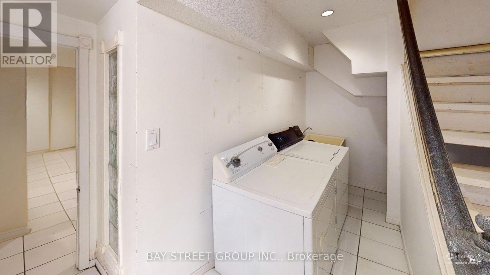 Basement - 36 Grandview Avenue, Markham, Ontario  L3T 1H2 - Photo 11 - N12983278