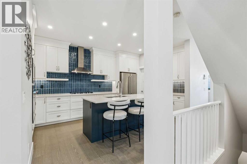 16 Treeline Lane Sw, Calgary, Alberta  T2Y 0S2 - Photo 4 - A2279893