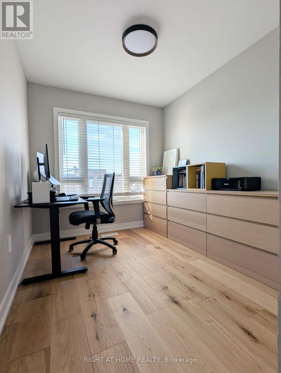 22 Westwood Avenue, Barrie, Ontario  L9J 0M6 - Photo 16 - S12983178