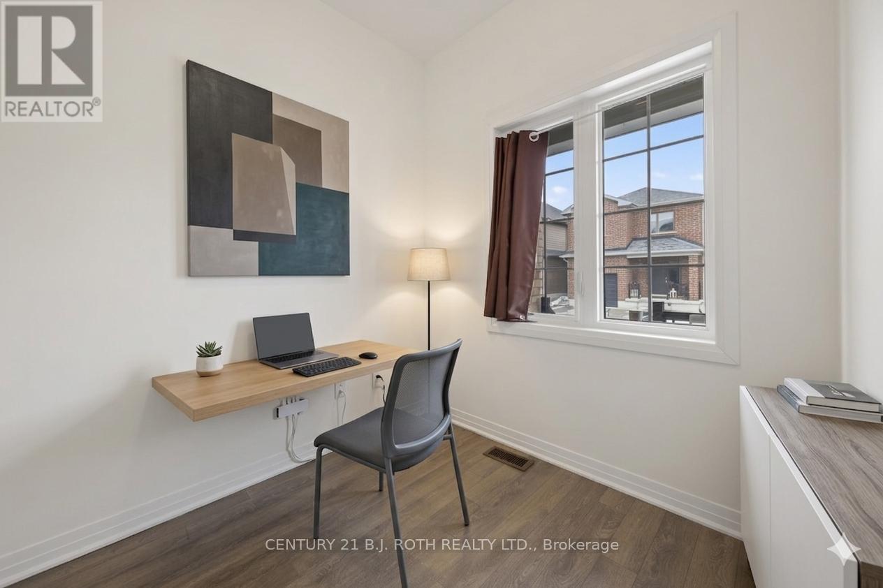 17 Bedford Estates Crescent, Barrie, Ontario  L4N 9K5 - Photo 6 - S12983270