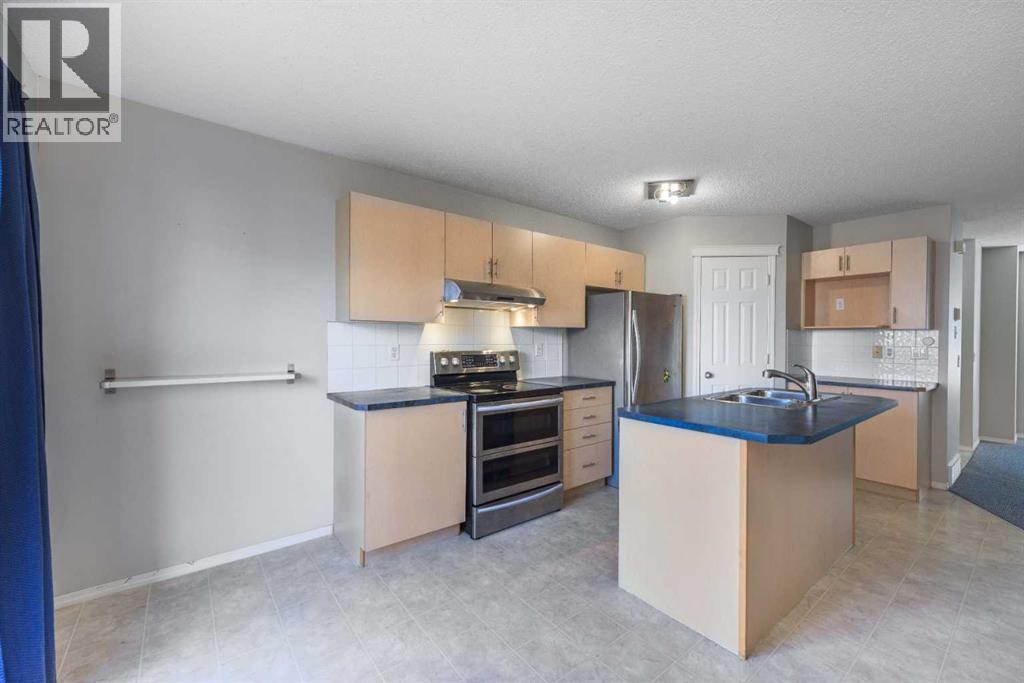 171 Saddlemead Green Ne, Calgary, Alberta  T3J 4M8 - Photo 9 - A2295081